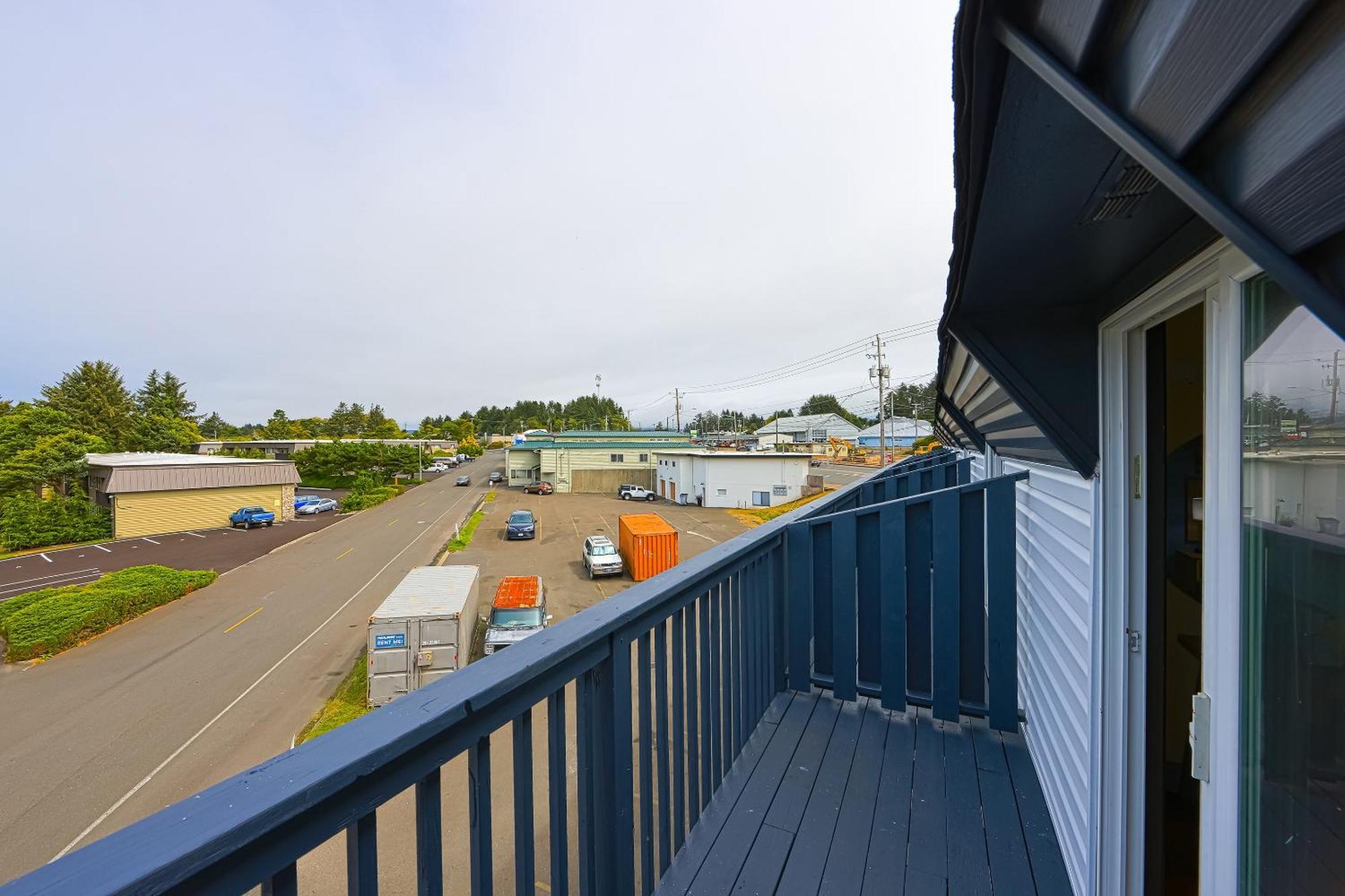 Coastal Inn By Oyo Lincoln City - Oregon Coast Hwy Экстерьер фото